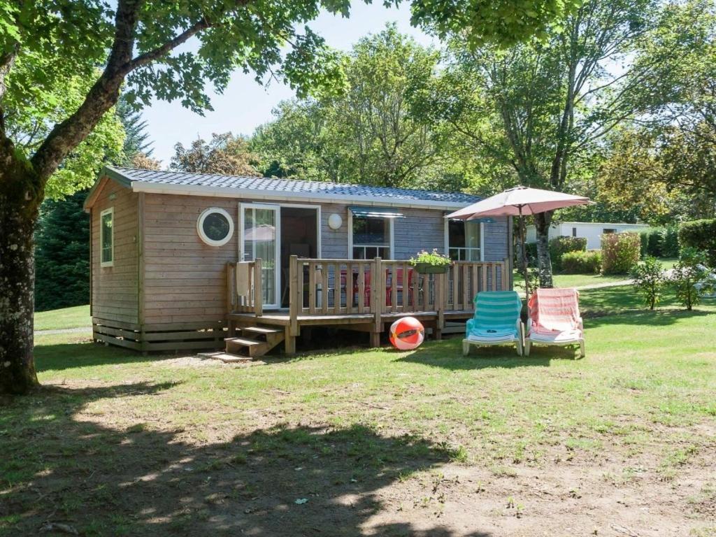 Camping Les Gorges Du Chambon Hotell Eymouthiers  Eksteriør bilde