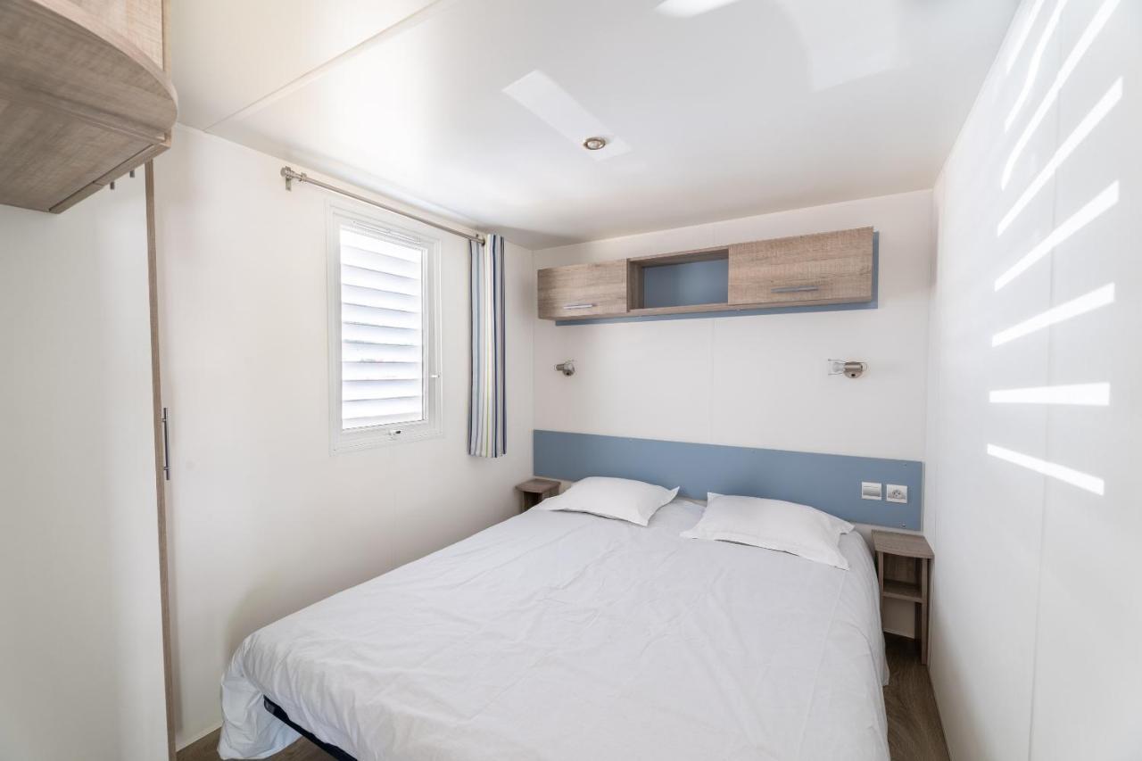 Camping Les Gorges Du Chambon Hotell Eymouthiers  Eksteriør bilde