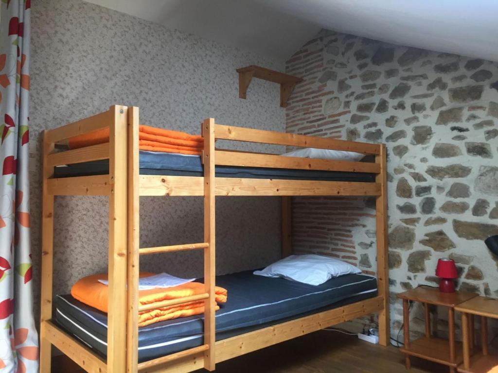 Camping Les Gorges Du Chambon Hotell Eymouthiers  Eksteriør bilde